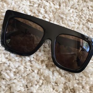 Quay Cafe Racer Black/Brown